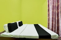 Spot On Shiva Family Guest House