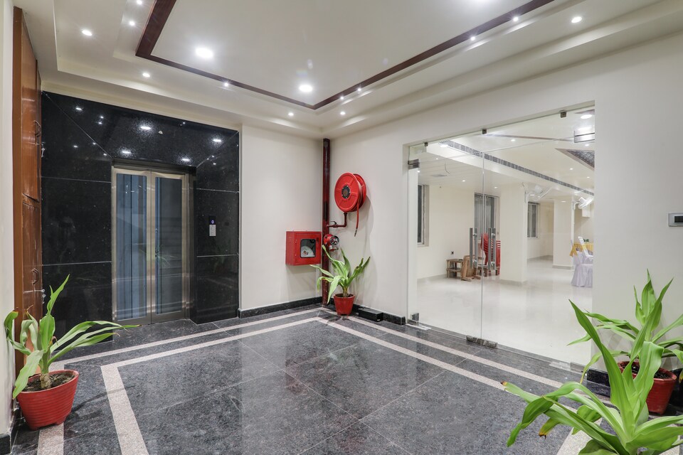 Collection O Rudra Inn, Vikas Nagar Lucknow, Lucknow