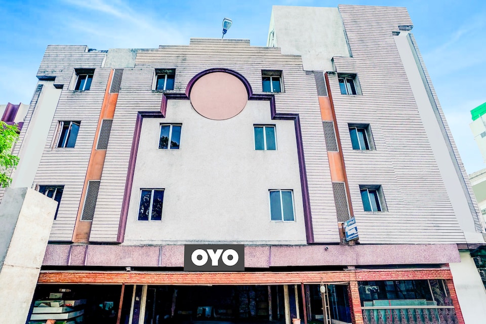 Spot On Sri Balaji, Governorpet Vijayawada, Vijayawada