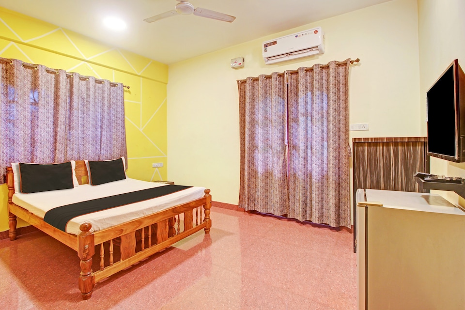 Hotel O Ferns Guest House, Baga Goa, Goa