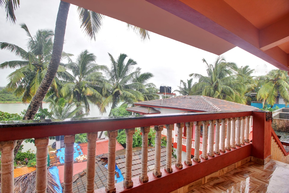 Hotel O Ferns Guest House, Baga Goa, Goa