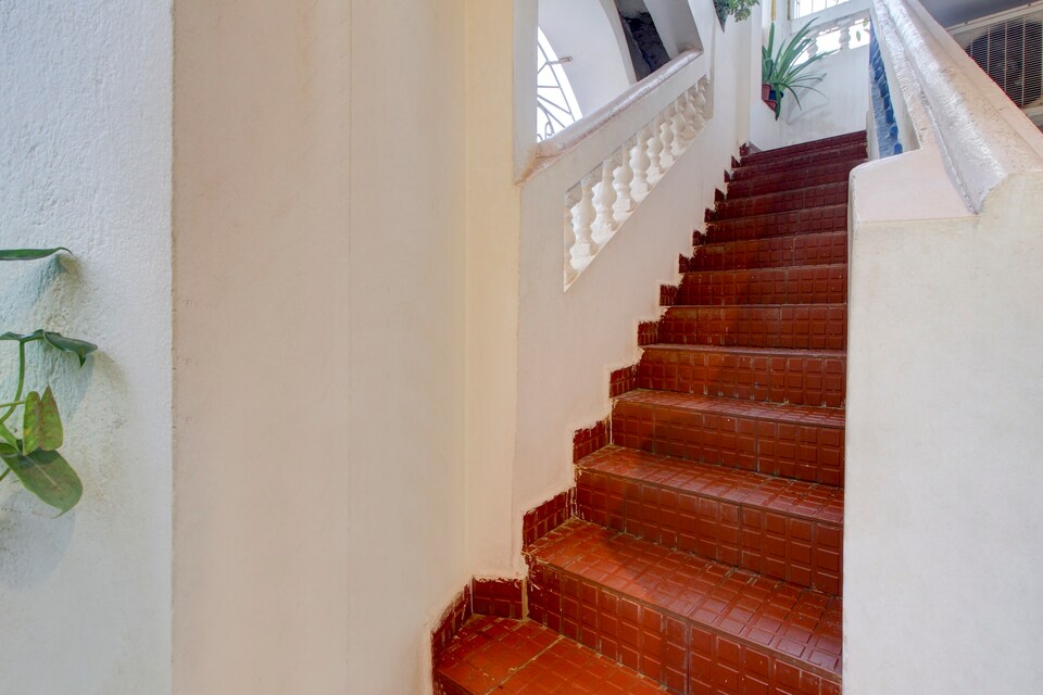 Hotel O Small Daddy Guest House Baga, Baga Goa, Goa