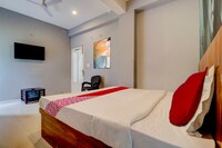 OYO The Royal Homestay