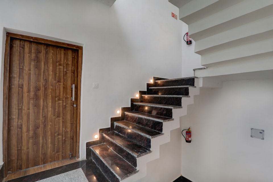 Hotel O A S Farms Rooms & Lawn, Faizabad Road, Lucknow