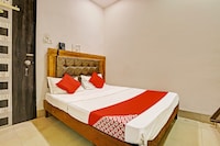 OYO Flagship Hotel Satyam Palace