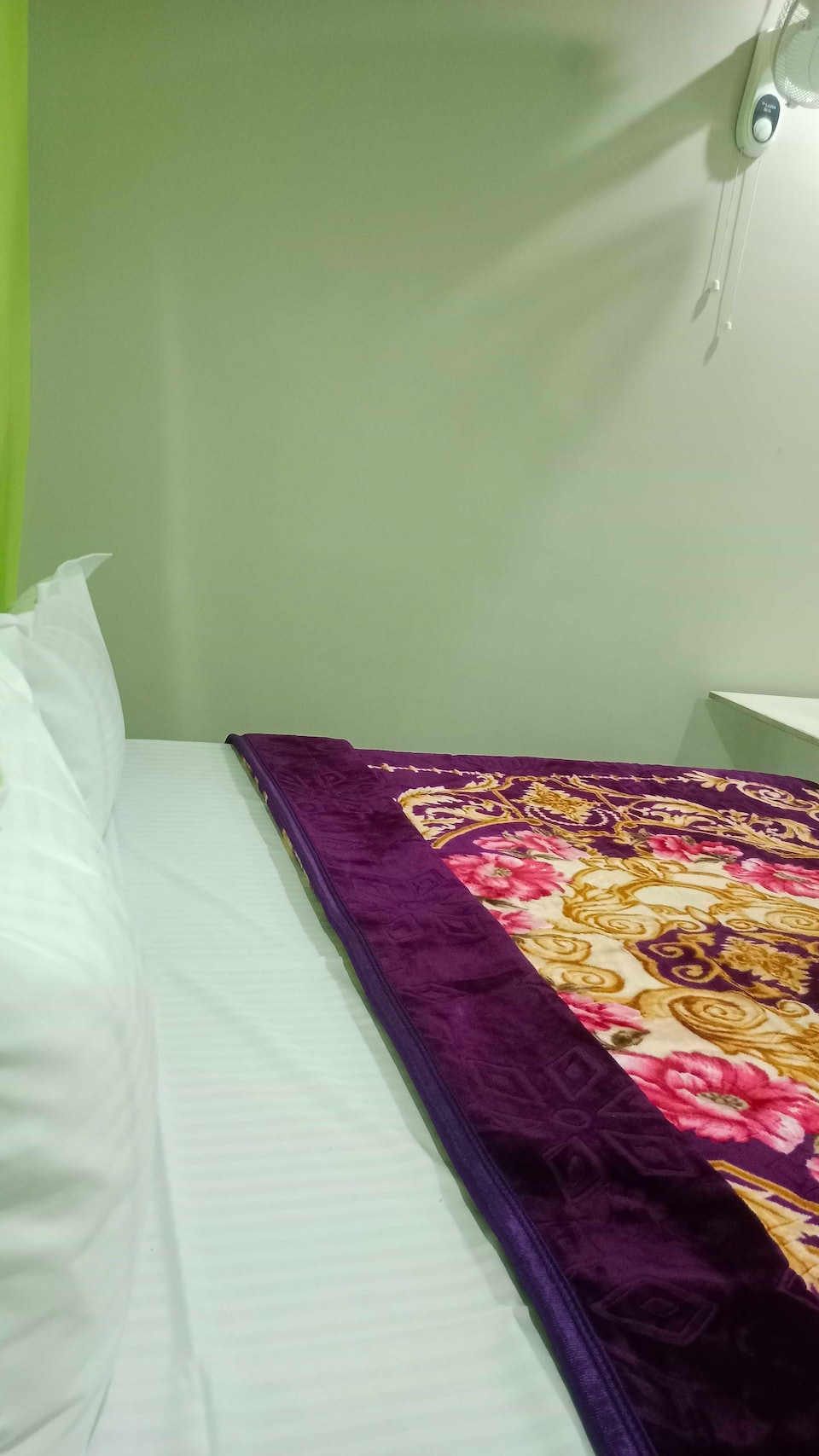 OYO Flagship Hotel Yuvraj Paalace, Badarpur, Delhi