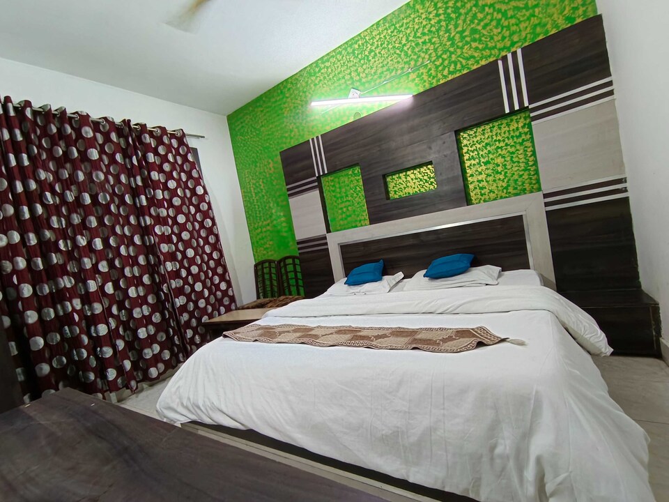 POP 81612K Hotel Indraprasth, Jammu, Jammu