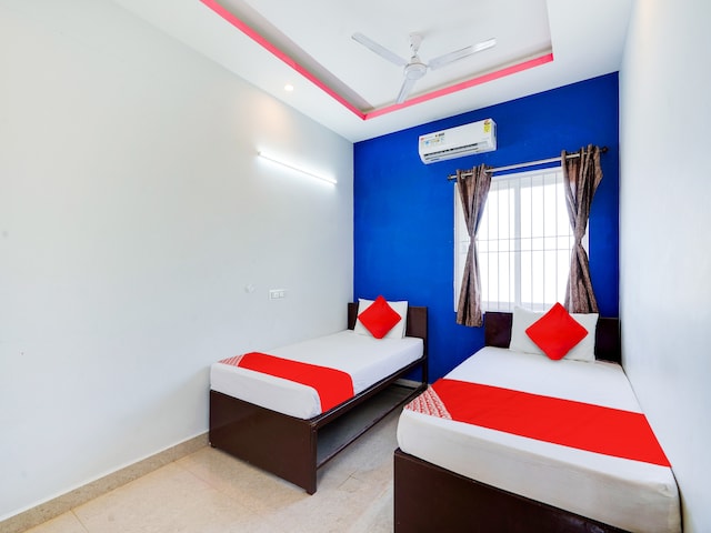 OYO Flagship Sri Kaviya Residency