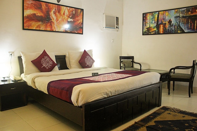 OYO Hotel Jukasu Manu Maharani