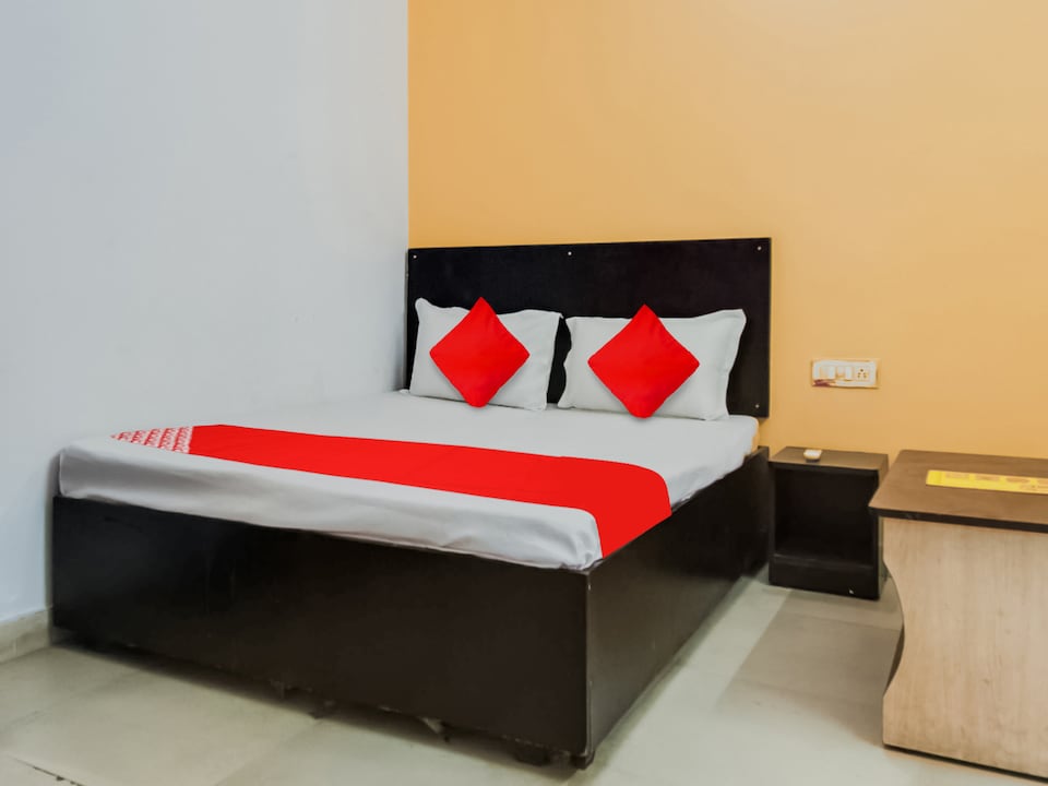 Hotel O The Grow Hotel Kanakpura Railway Station, Vaishali Nagar Jaipur, Jaipur
