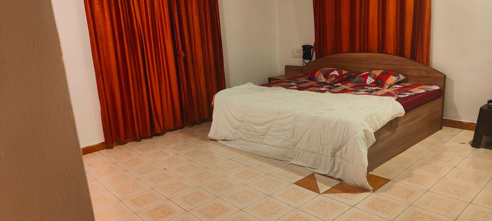 POP HOME 81621K The White Casa, Lonavala, Lonavala