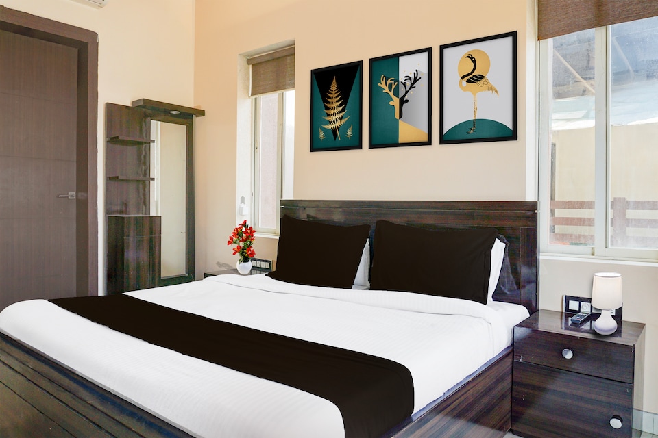 Collection O Varsoli Uptown formerly Carmello & Othelo Villas, Lonavala, Lonavala