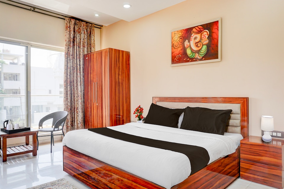 Collection O Varsoli Uptown formerly Carmello & Othelo Villas, Lonavala, Lonavala