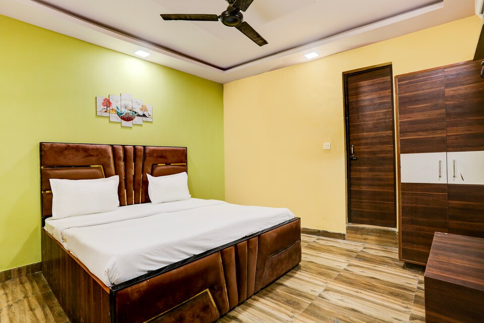 LIVE AS Del5481, North Delhi, Delhi