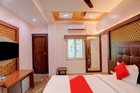 OYO Flagship Hotel Kashi