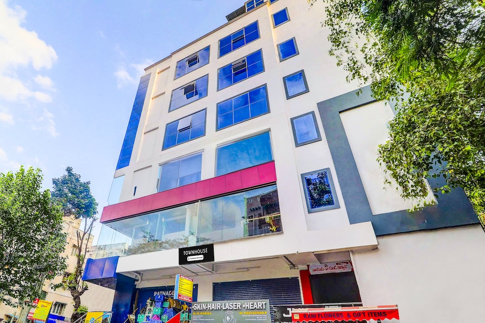 Super Townhouse SR Nagar Near RCC Premier, Ameerpet, Hyderabad