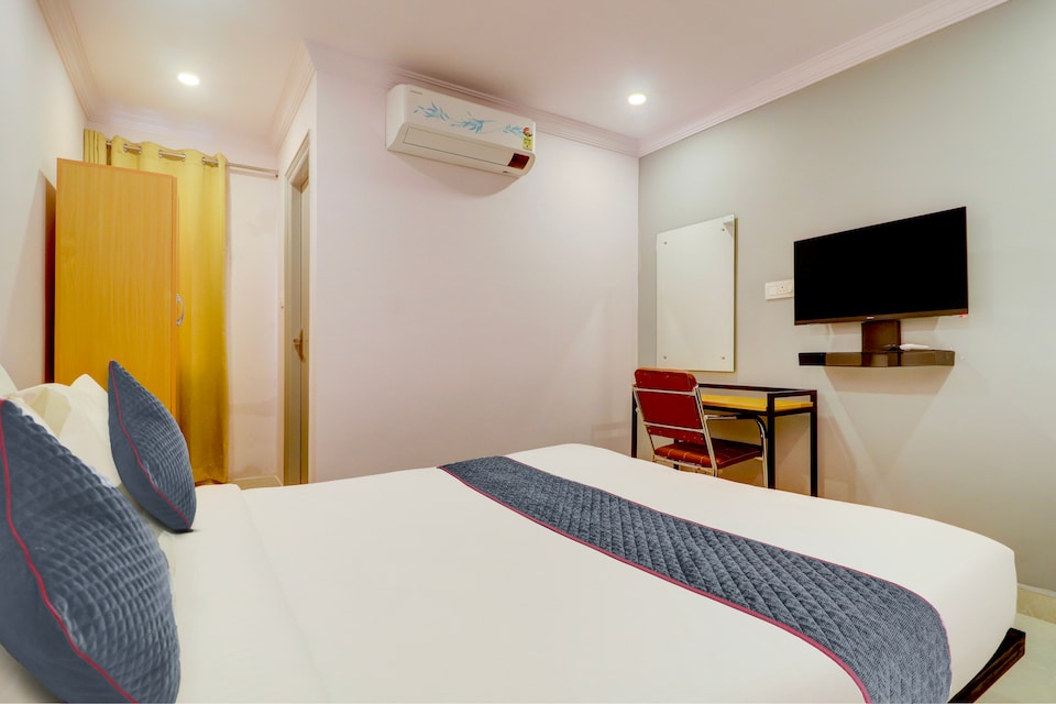 Super Townhouse SR Nagar Near RCC Premier, Ameerpet, Hyderabad