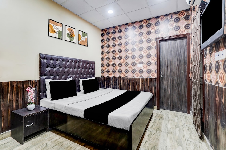 Super Collection O by OYO Burlton Park Jalandhar Formerly Hotel R1 Inn, Jalandhar, Jalandhar