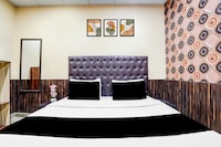 Collection O by OYO Burlton Park Jalandhar Formerly Hotel R1 Inn