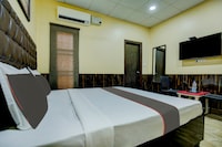 Collection O Burlton Park Jalandhar Formerly Hotel R1 Inn