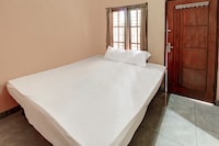 OYO Life 92846 Kost Putra Griya Eka