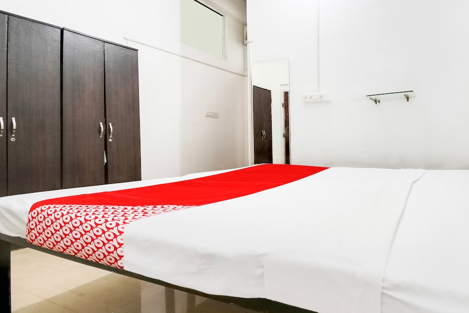Hotel O Dev Residency, Sindhi Camp, Jaipur