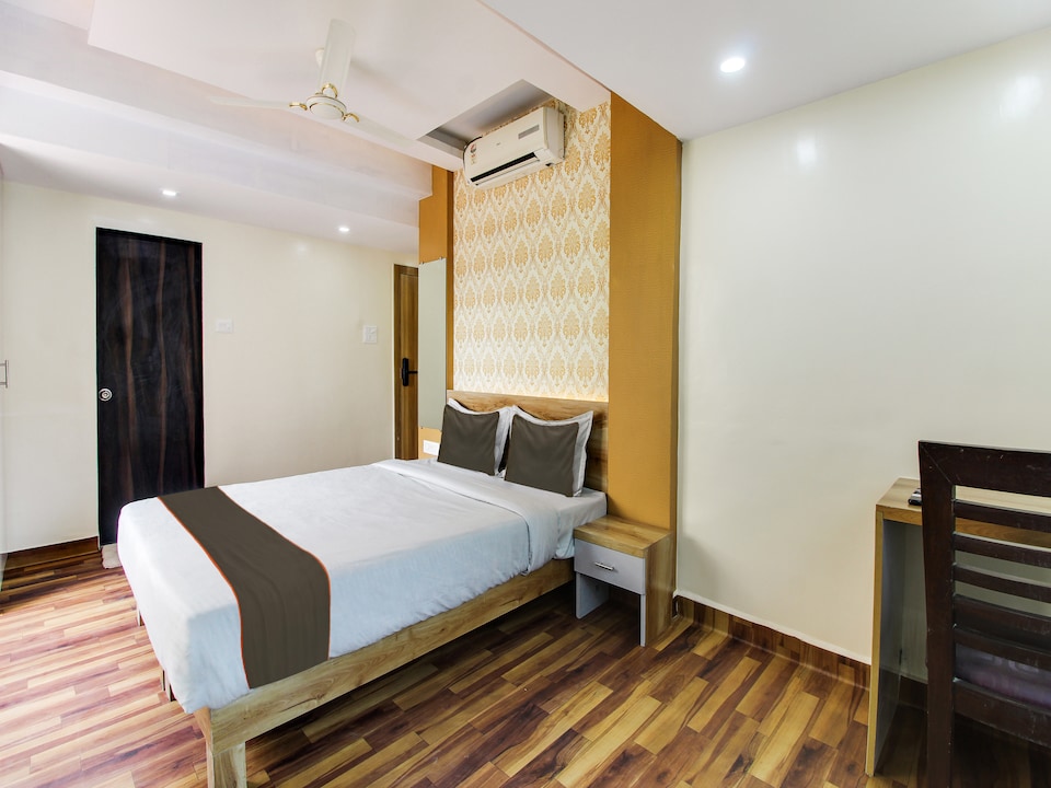 Collection O Tan Square Inn, Kharadi Pune, Pune