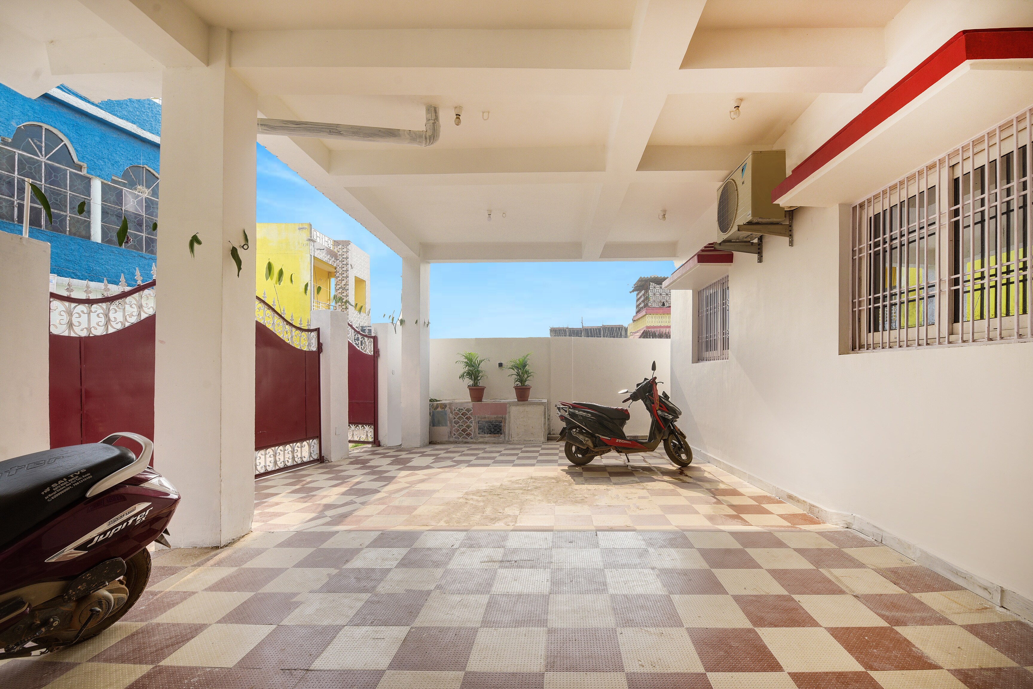 Hotel O Rudraksh Inn, Flagship Ranchi, Book @ ₹781 - OYO