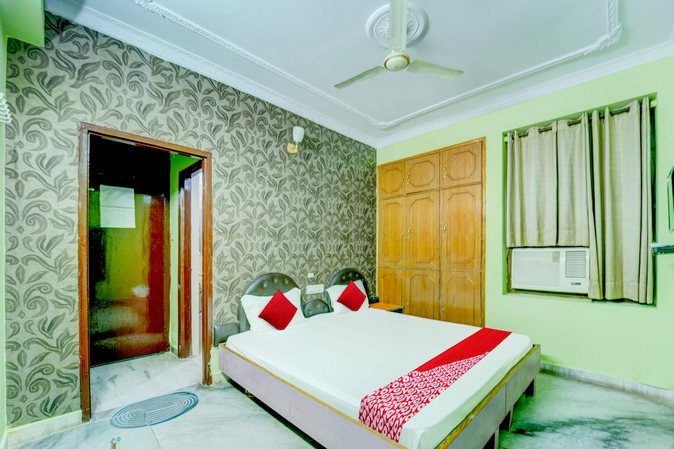 OYO 816383 Hotel New Savera, Boring Road Patna, Patna