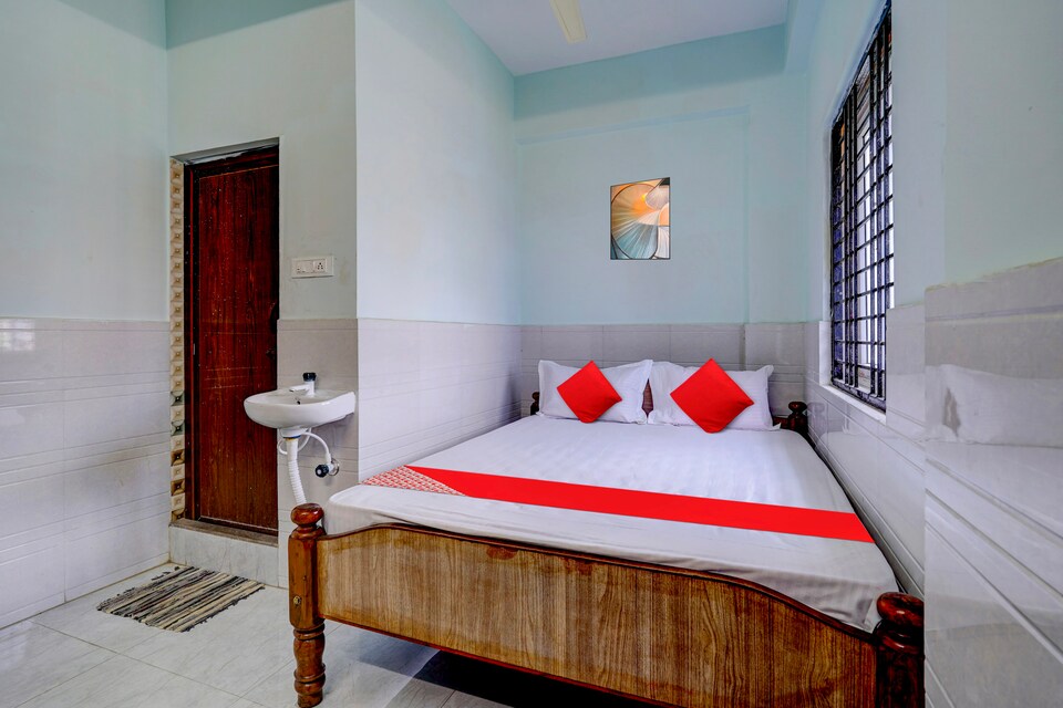 Hotel O Sri Sai Lodge, Jalahalli Bangalore, Bangalore