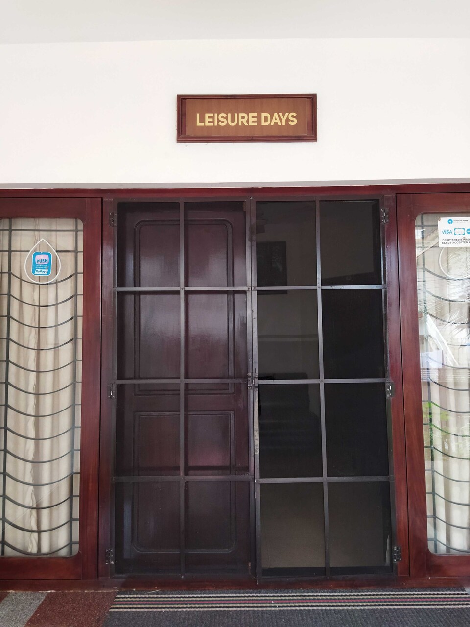 POP 81642K Leisure Days, Kaloor Kochi, Kochi