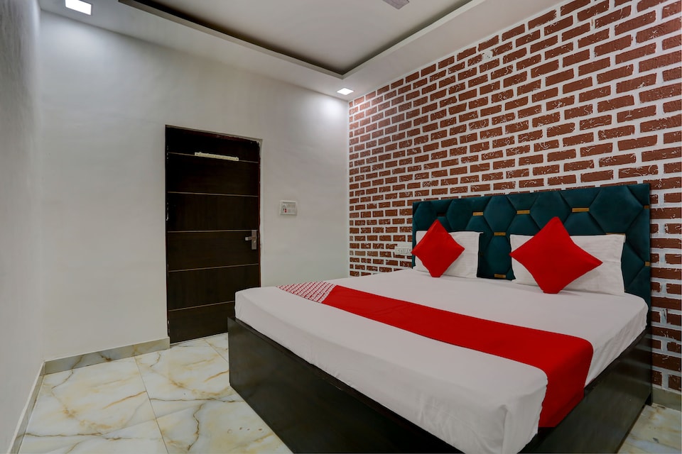 Hotel O Star Blue, Faridabad, Faridabad