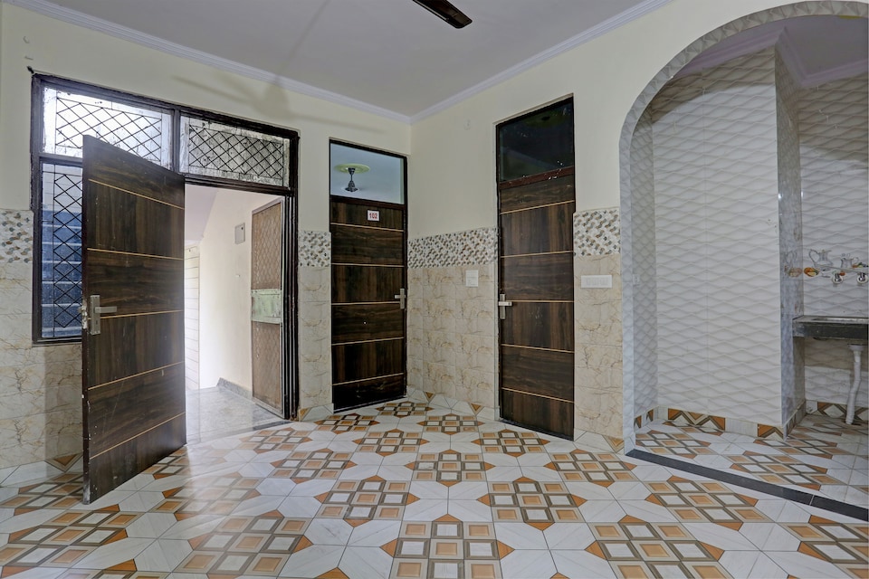 Hotel O Thanks, Anand Vihar Delhi, Delhi