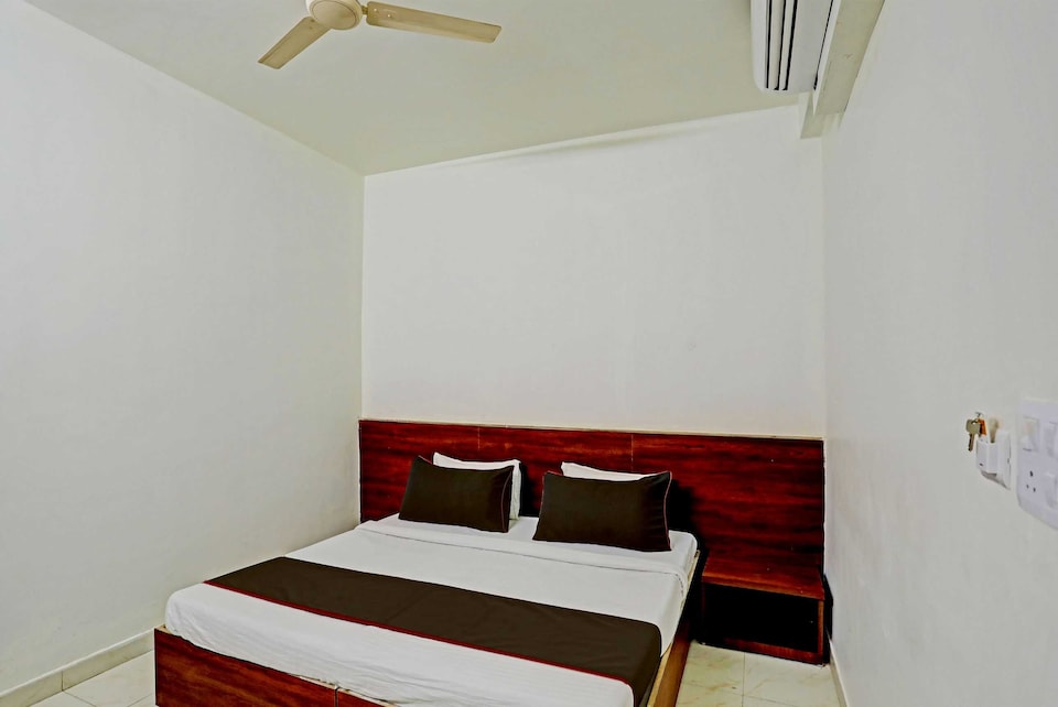 Hotel O Aditya Inn, MP Nagar Bhopal, Bhopal