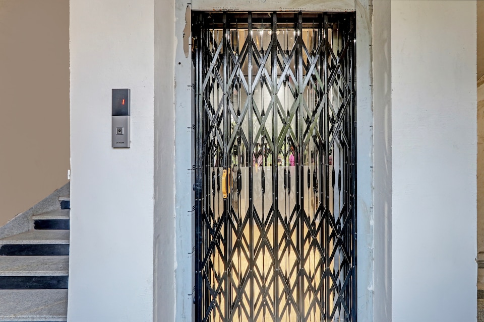 Hotel O Living Tree Suites, Ameerpet, Hyderabad