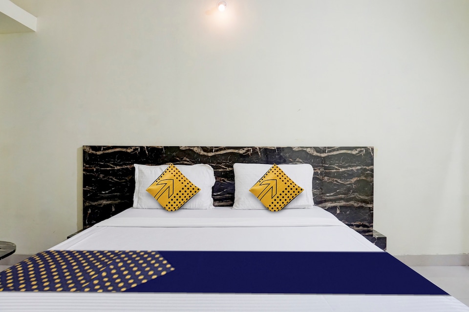 Hotel O Bliss Inn  & Lodging , Pimpri Pune, Pune