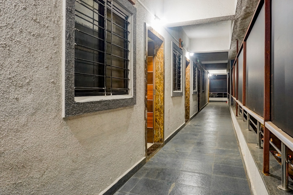 Hotel O Bliss Inn  & Lodging , Pimpri Pune, Pune