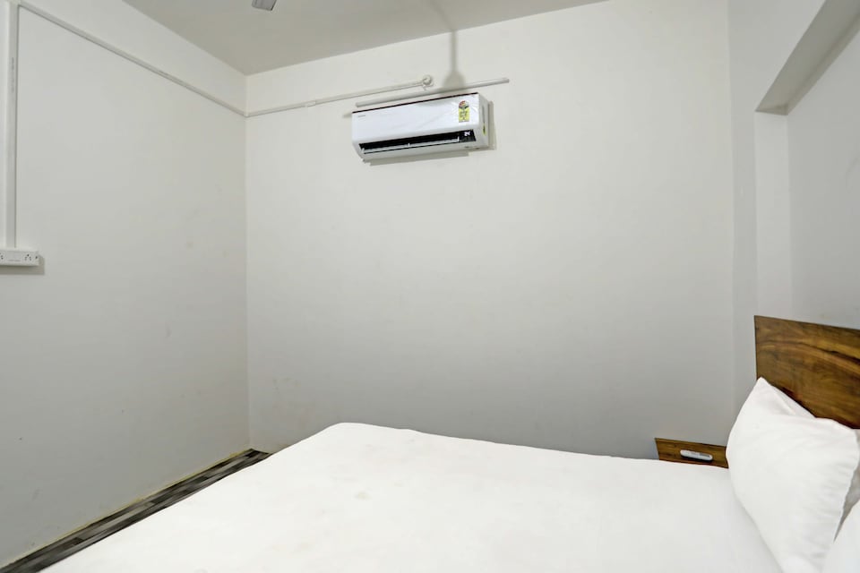OYO 816537 Hotel Happy Inn, Aligarh, Aligarh