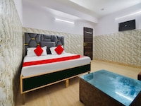 Hotel O Black Inn