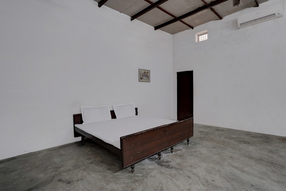  SPOT ON V.K Farm, Noorpur, Noorpur