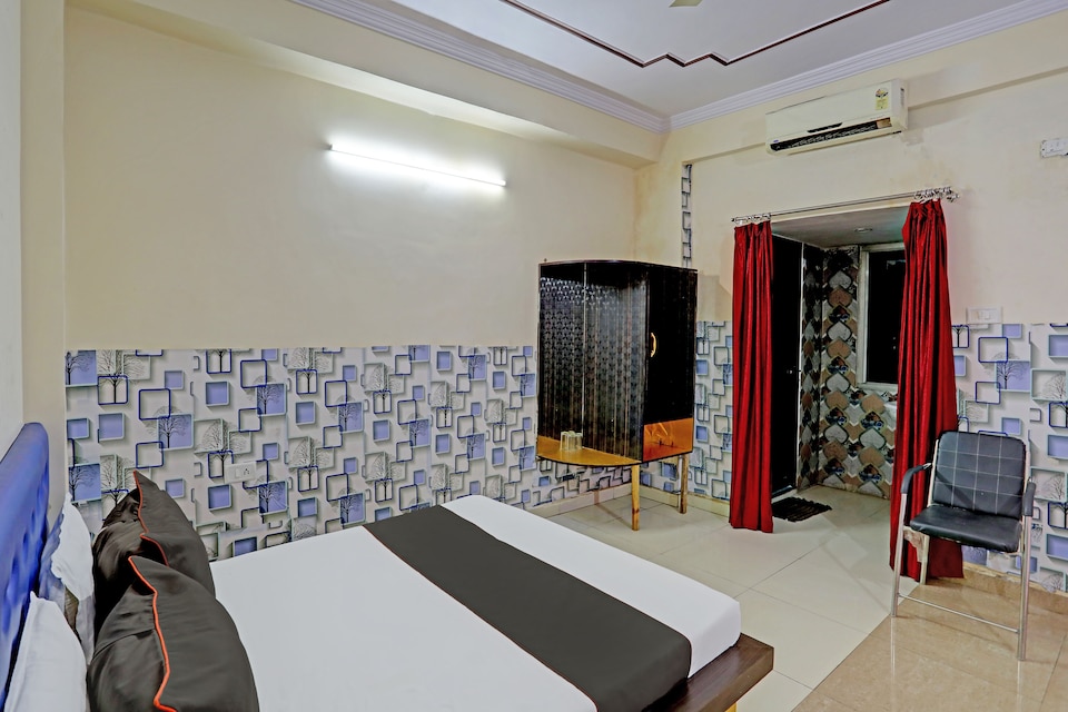 OYO Flagship Hotel Lakshmi Palce, Kanpur City, Kanpur