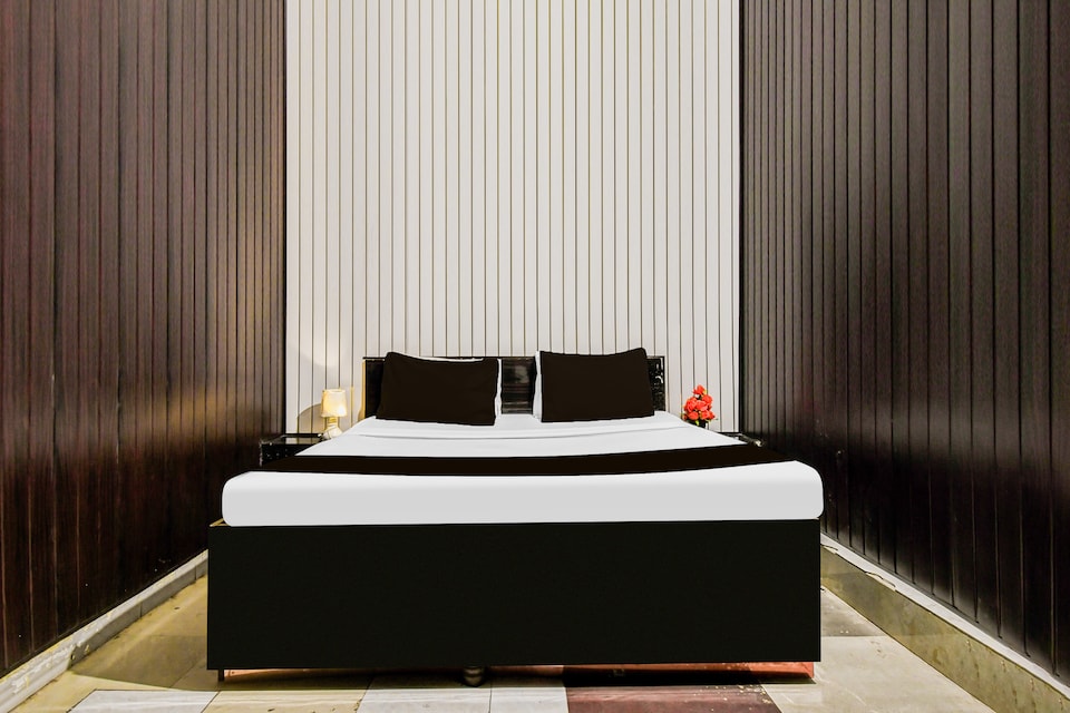 Super Hotel Supreet Inn, Pandri Road, Raipur