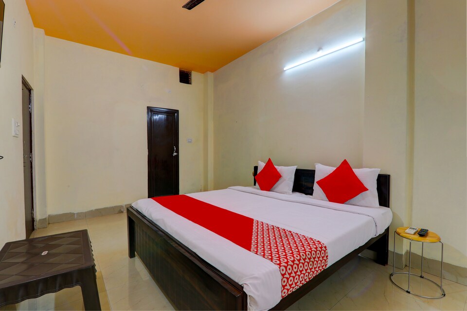 Home Aditya Guest House, Godowlia, Varanasi