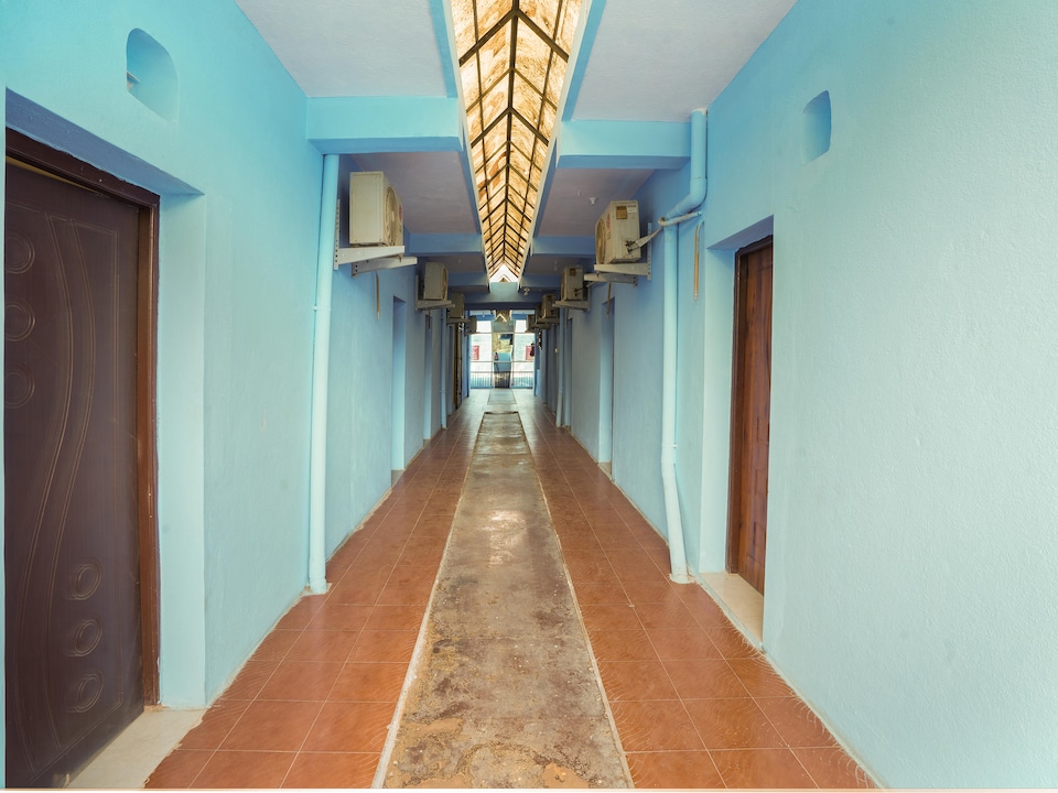 Hotel O Lakshmi Sri Boarding & Lodging, Electronic City Phase 2 Bangalore, Bangalore