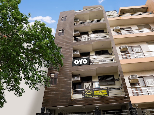 Hotel O The Moody Moon Residency