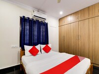 OYO Flagship Friends Luxury Rooms