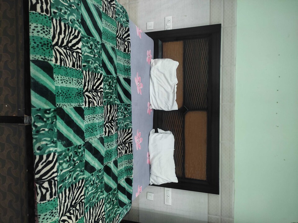 POP 81674C Hotel Little Star, Railway Station Chandigarh, Chandigarh