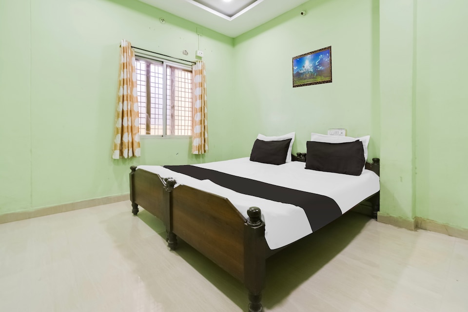 Hotel O Chandras Luxury Rooms, Sangareddy, Sangareddy