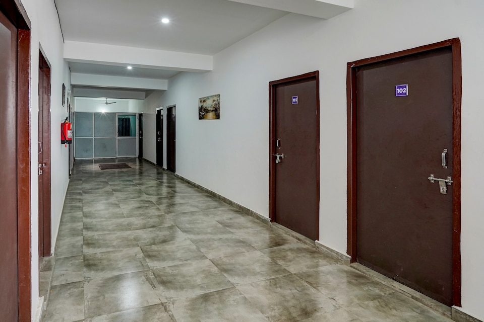 Super Hotel O Omi Rooms, Manesar, Manesar