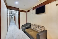 OYO Hotel O ECR royal stays 